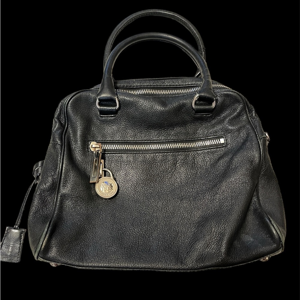 Michael kors hand bag